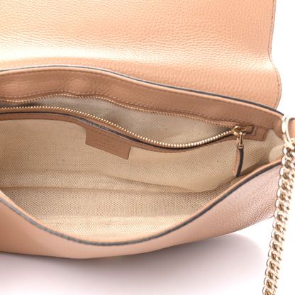 Gucci Pebbled Calfskin Medium Soho Flap Crossbody Camelia 5 of 10