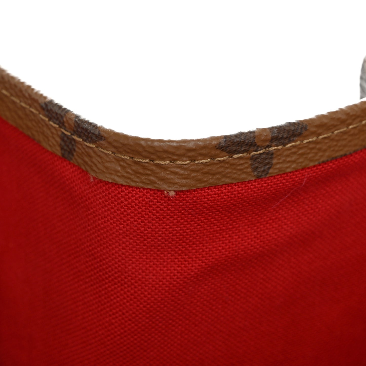 Reverse Monogram Giant Onthego MM