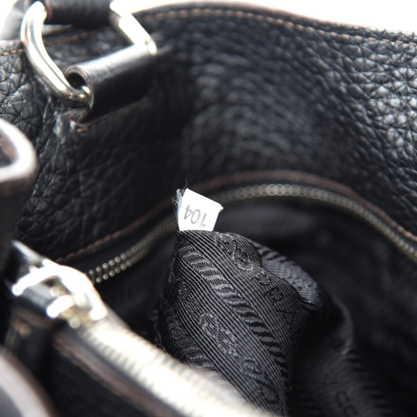 Vitello Daino Shopping Tote Black