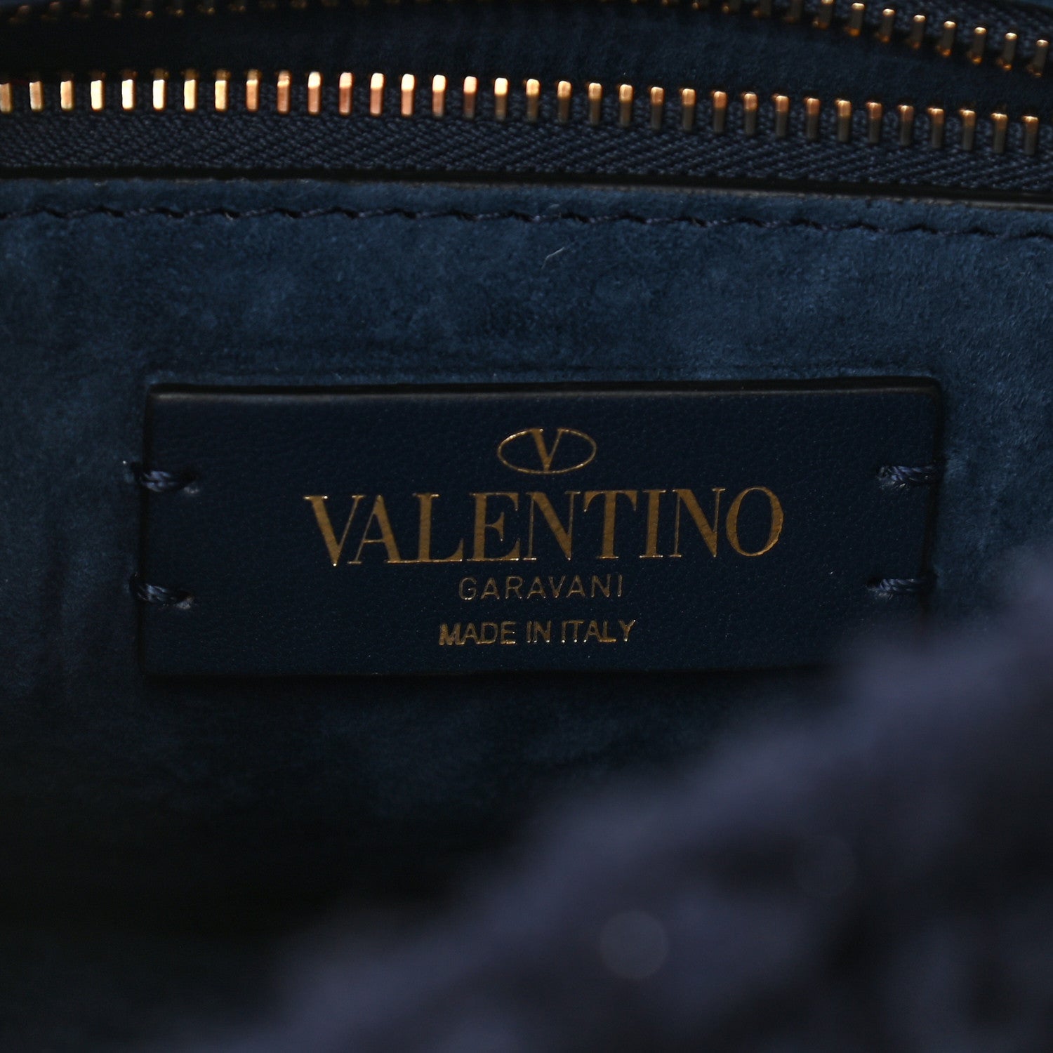 Valentino Garavani Cashmere Medium Roman Stud Shoulder Bag Marine 6 of 9