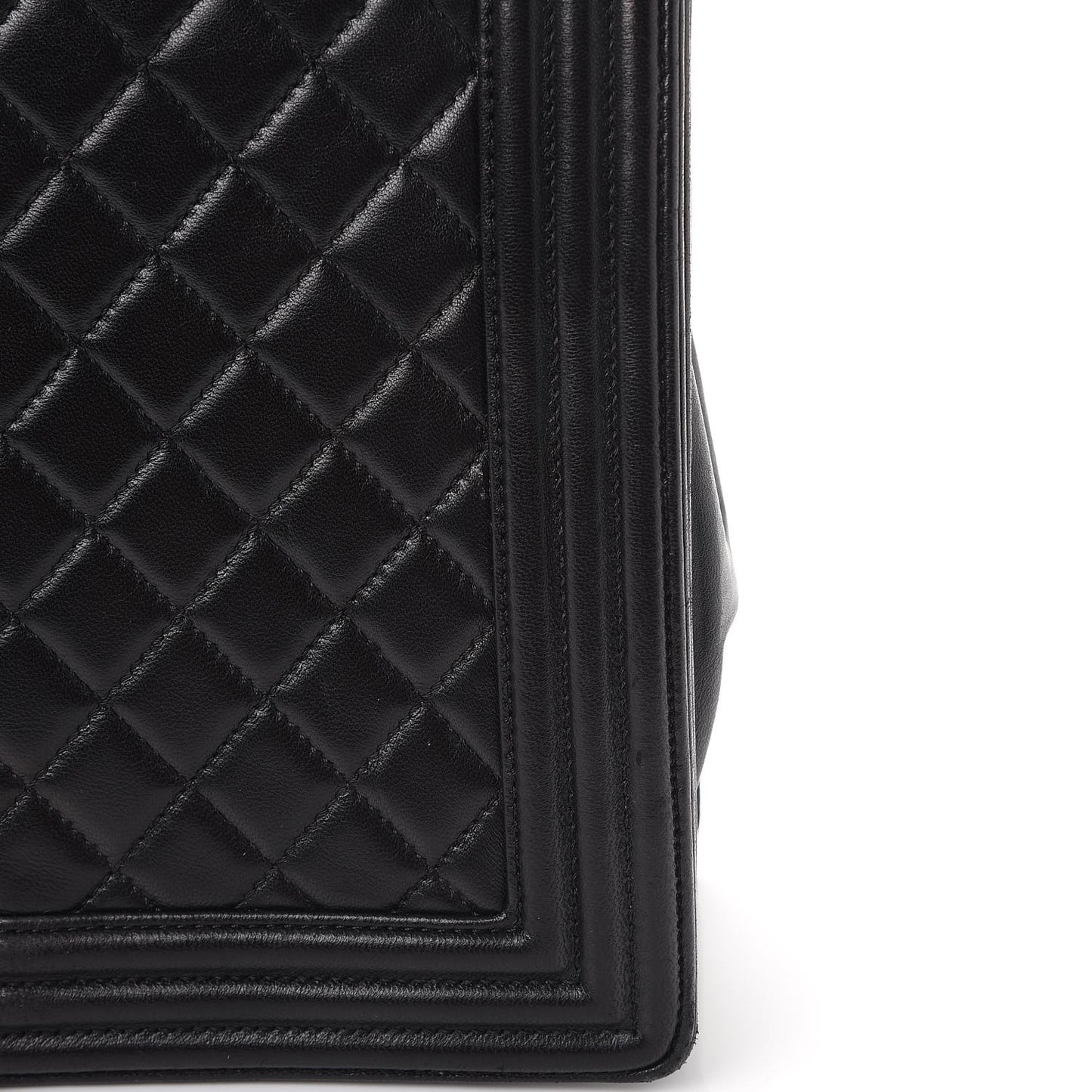 Lambskin Quilted Large Boy Flap Black