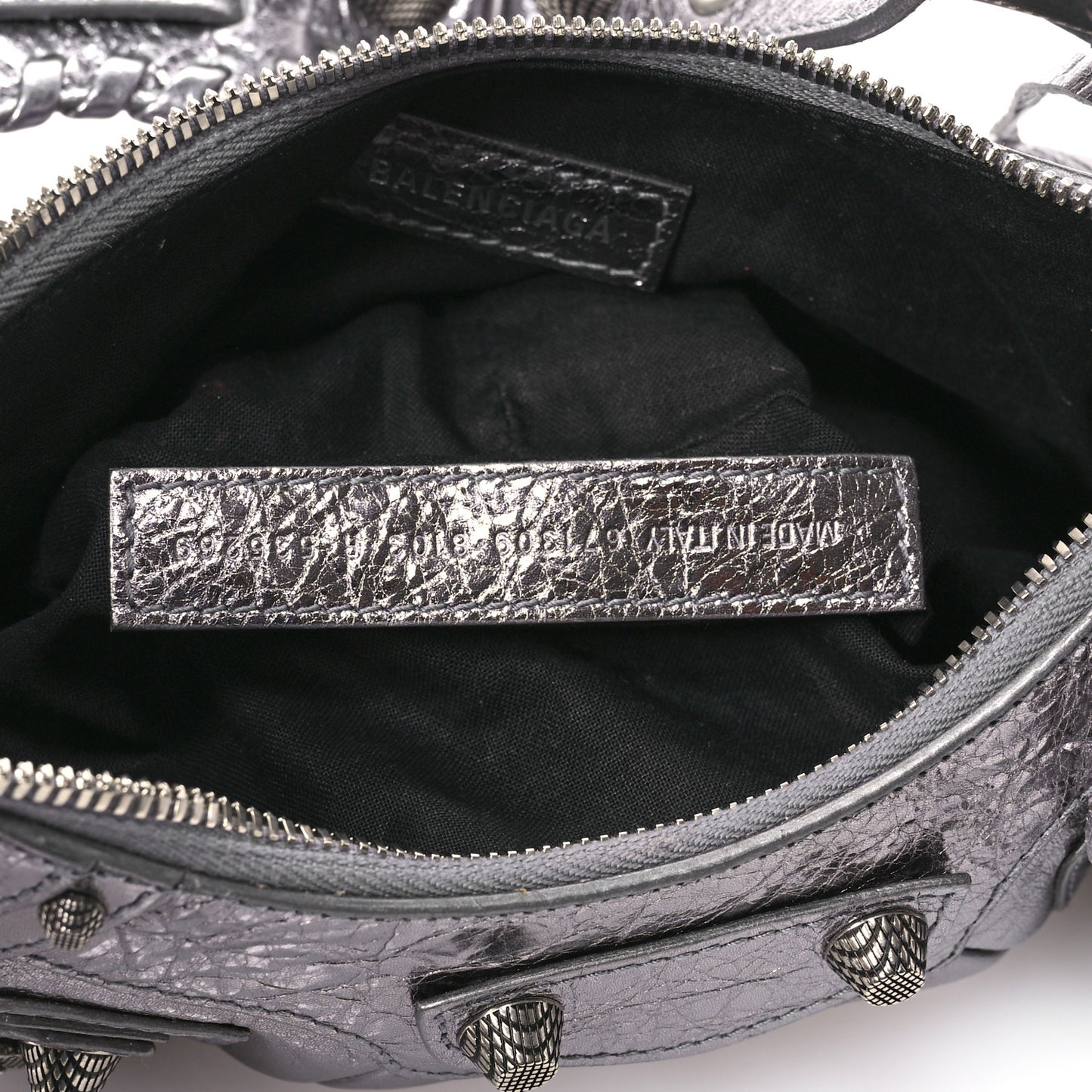 Metallic Agneau Arena Le Cagole Shoulder Bag XS Silver
