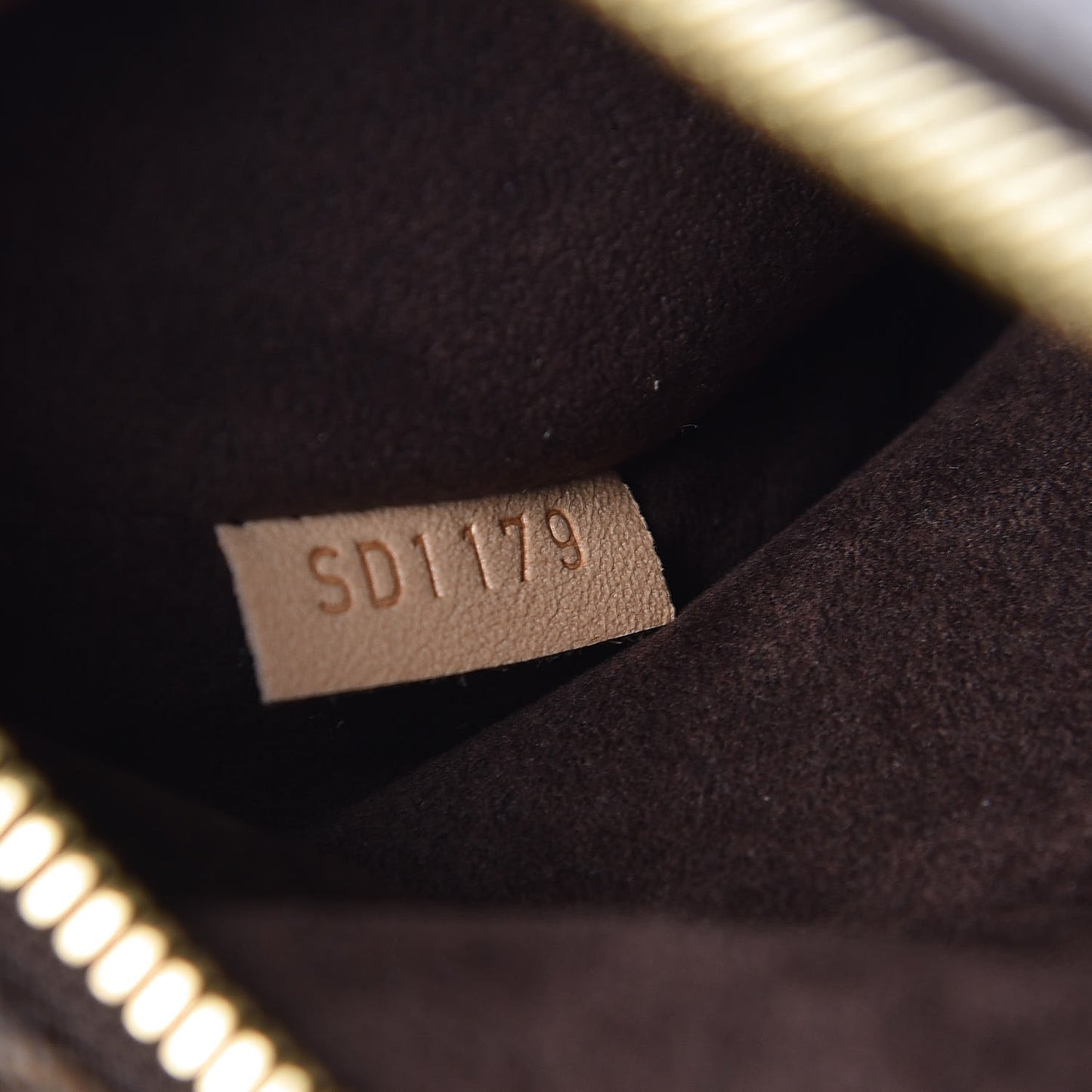 Monogram Pochette Metis