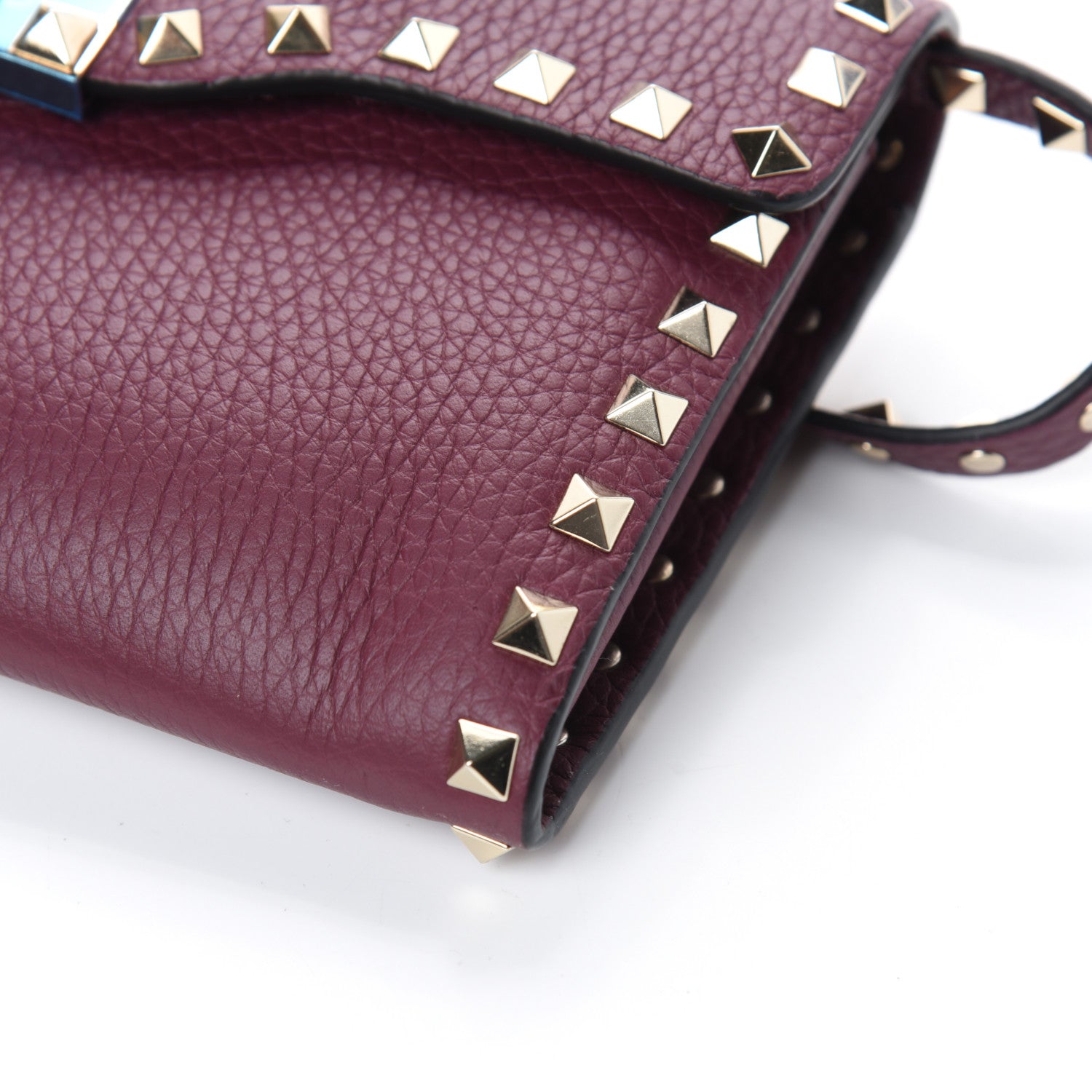 Valentino Garavani Pebbled Calfskin Medium Rockstud Flip Lock Crossbody Bag Vinaccia 10 of 10