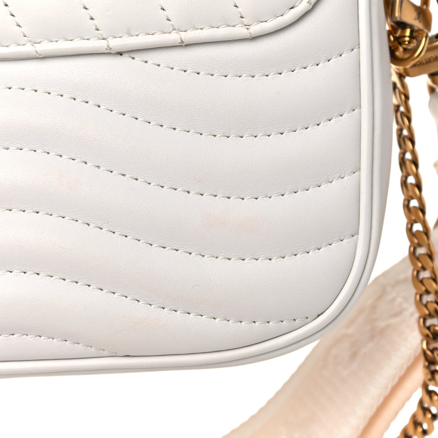 Calfskin New Wave Multi Pochette Snow