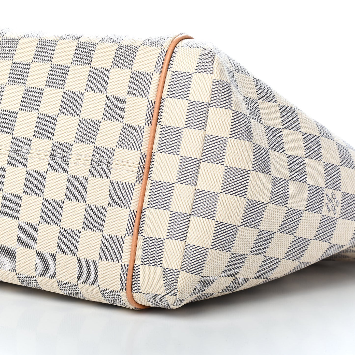 Damier Azur Totally MM