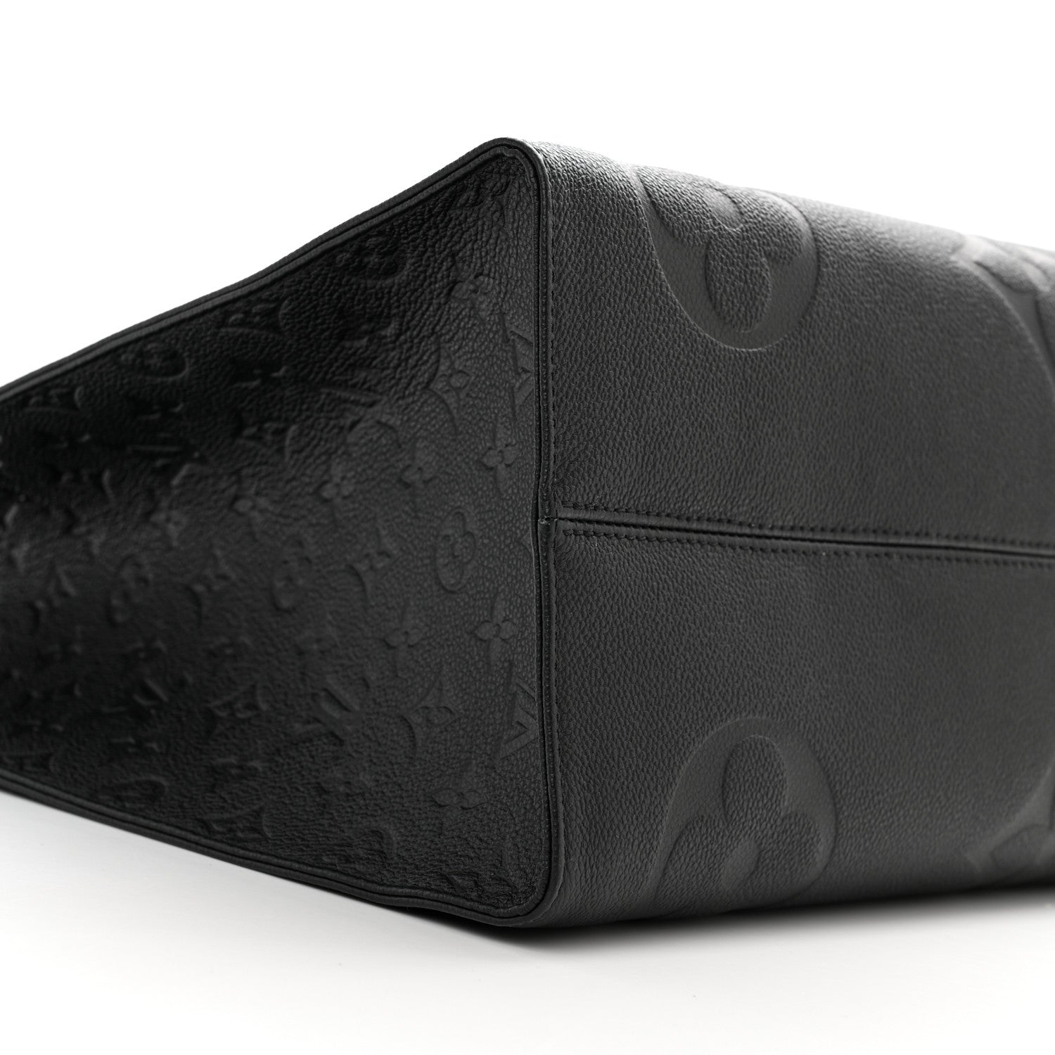 Louis Vuitton Empreinte Monogram Giant Onthego GM Black 8 of 9
