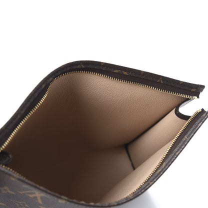 Louis Vuitton Monogram Toiletry Pouch 26 5 of 7
