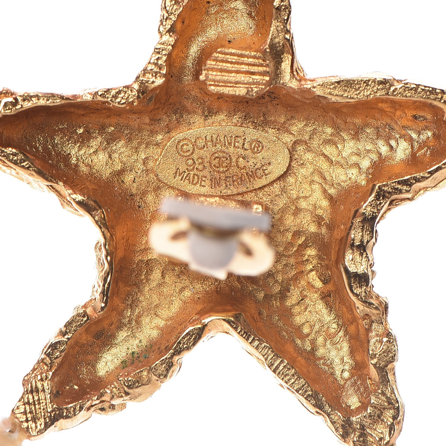 Chanel Pearl CC Hammered Star Clip On Earrings Gold 4 of 4