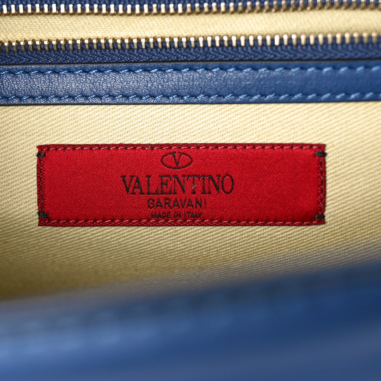Vitello Medium Glam Lock Rockstud Flap Indigo