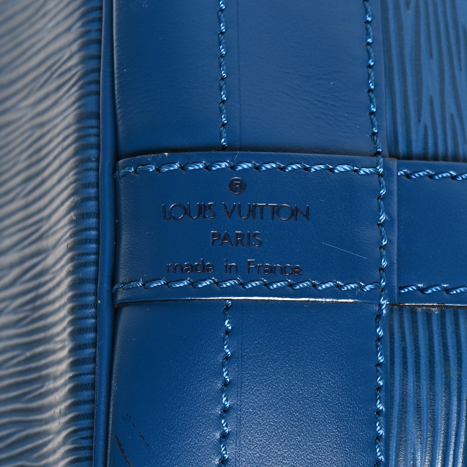 Louis Vuitton Epi Noe Toledo 6 of 11