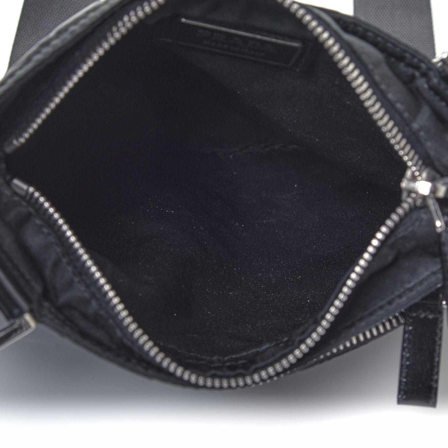 Nylon Flat Messenger Bag Black