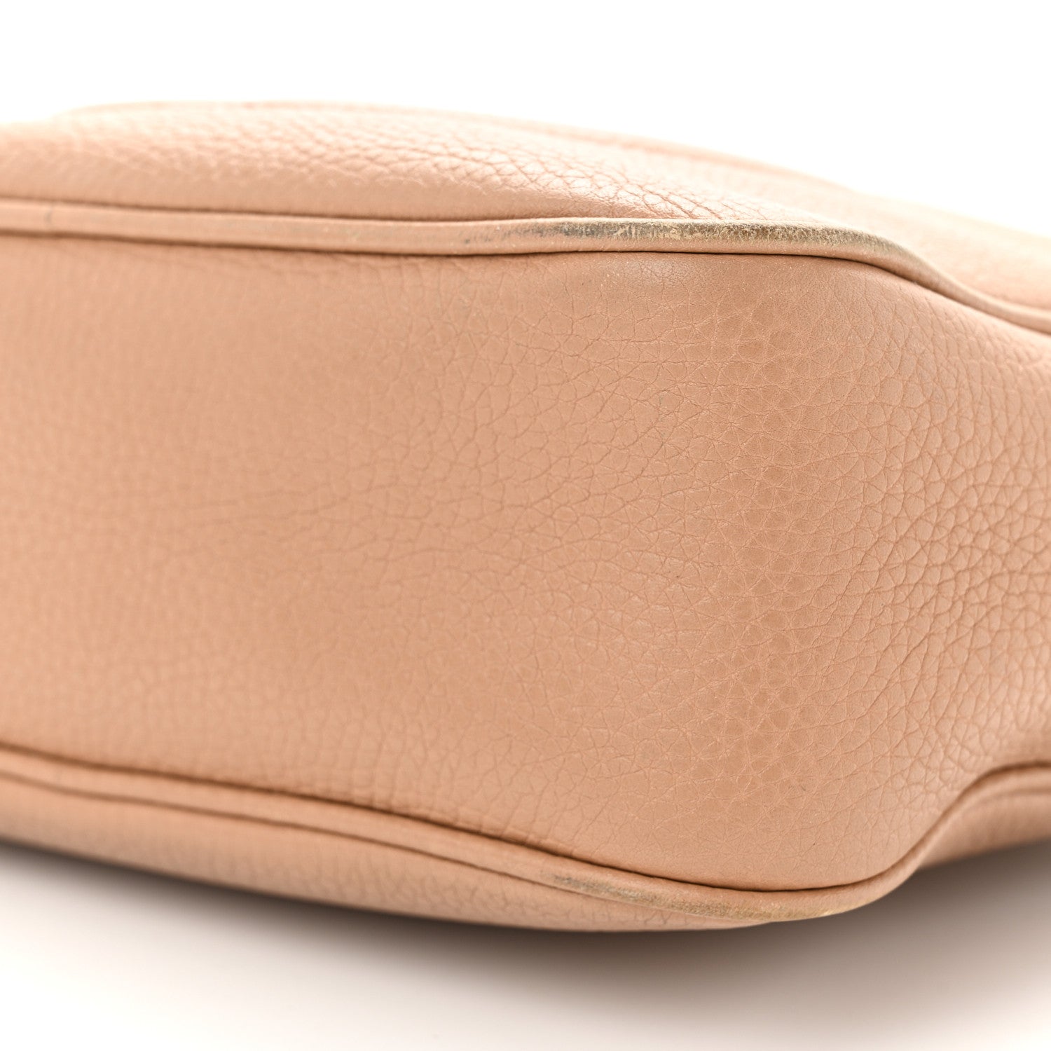 Gucci Pebbled Calfskin Small Soho Disco Bag Camelia 10 of 13