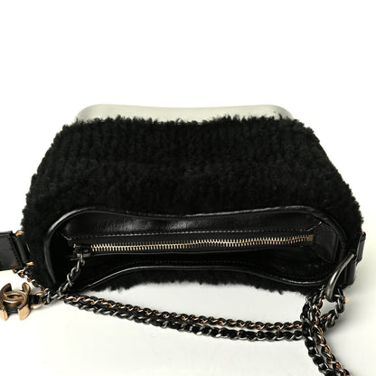 Chanel Shearling Small Gabrielle Hobo Black 6 of 7