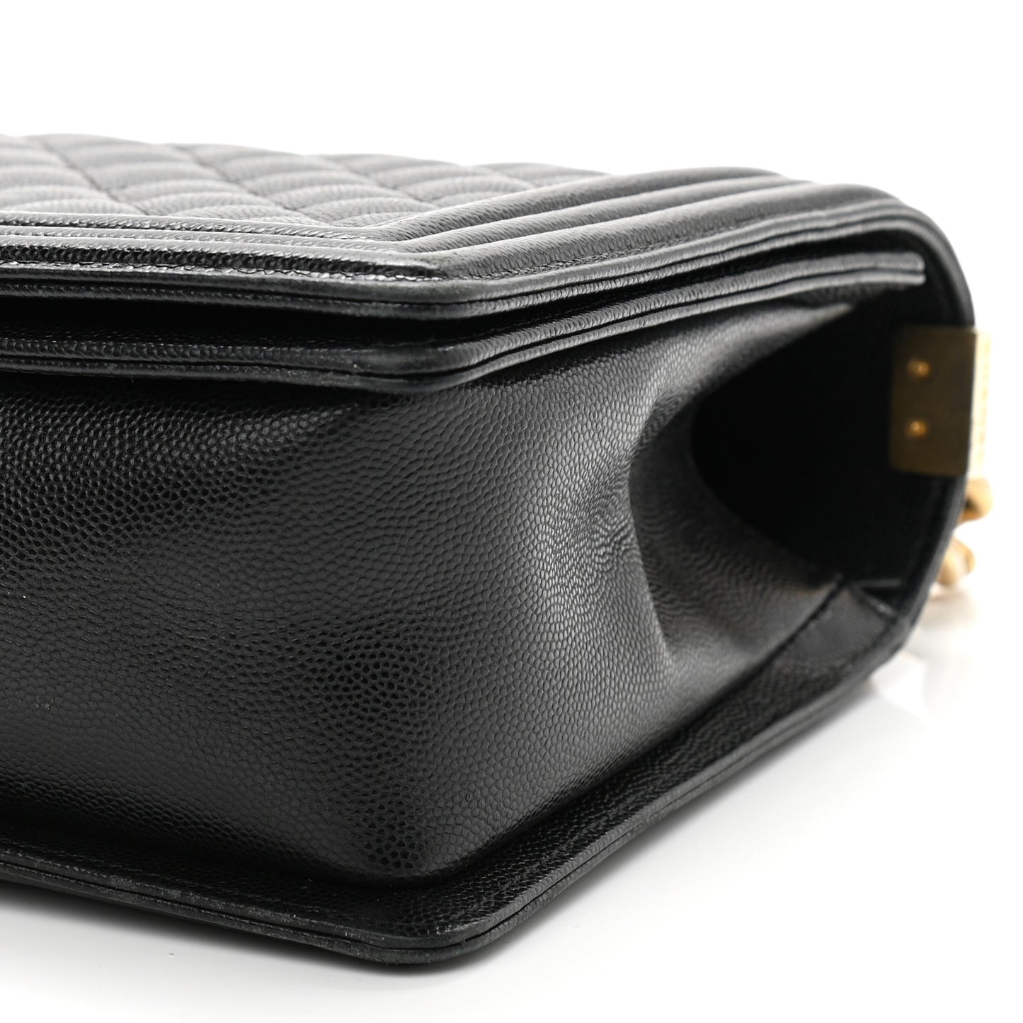 Caviar Quilted New Medium Boy Flap Black