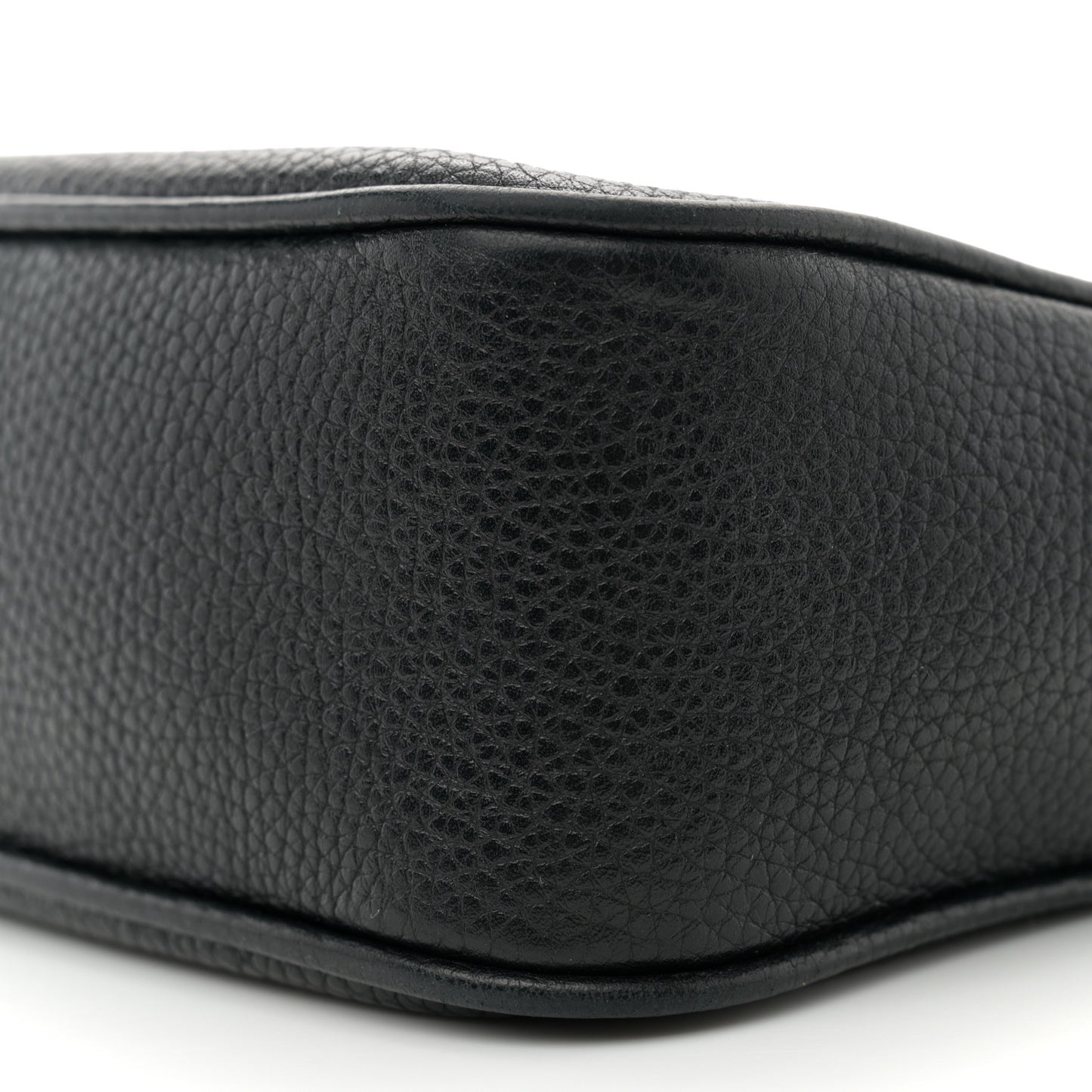 Pebbled Calfskin Small Soho Disco Bag Black