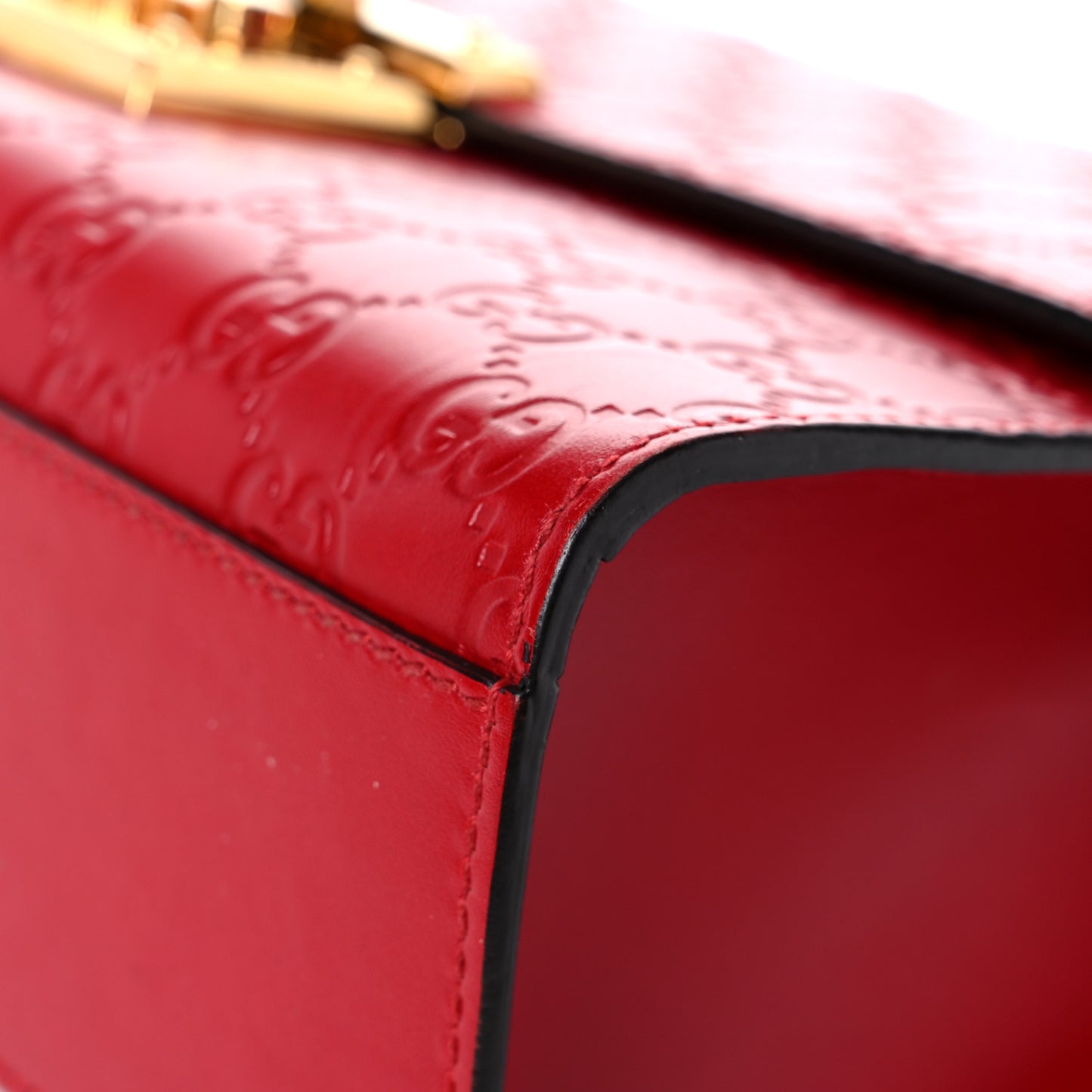 Guccissima Medium Padlock Shoulder Bag Hibiscus Red