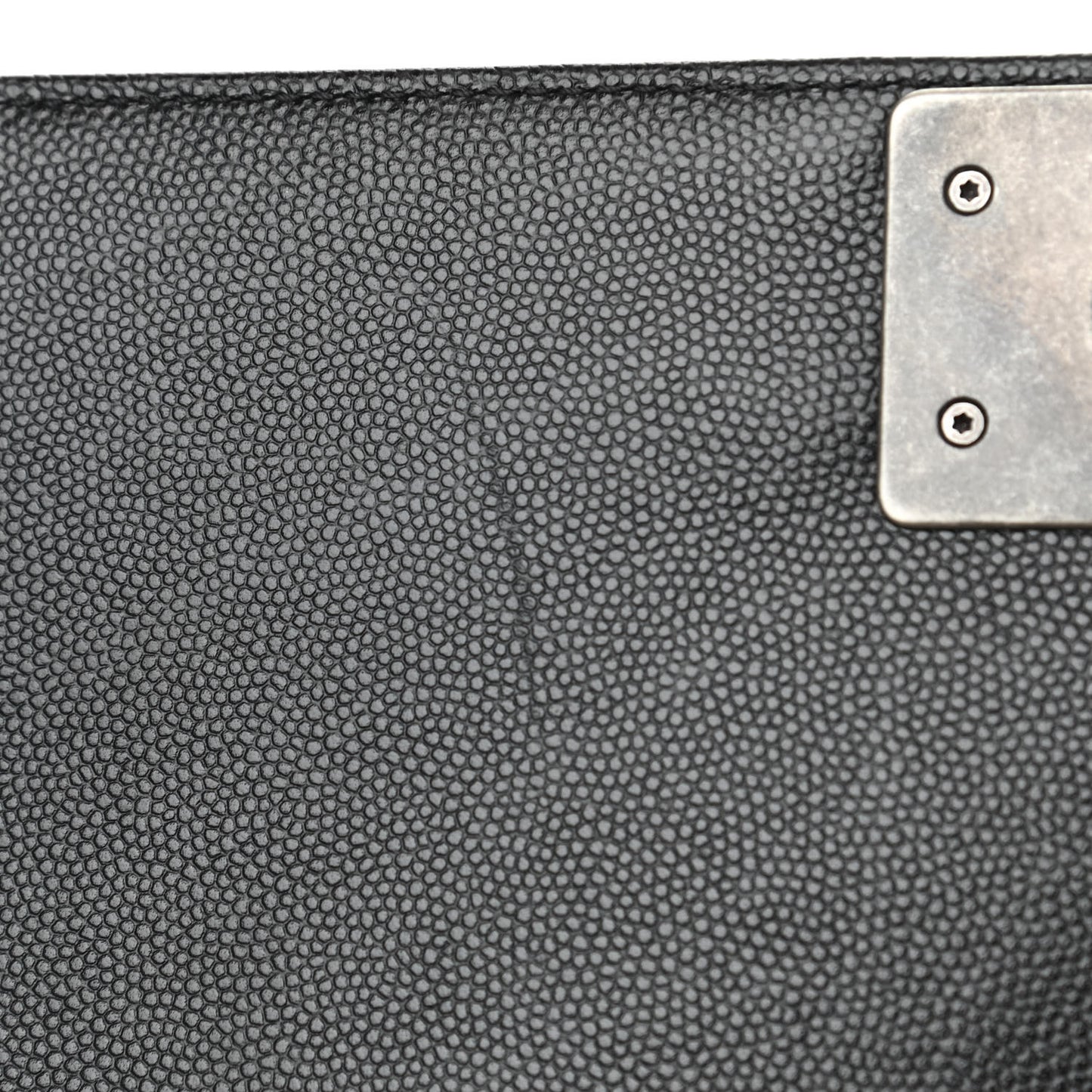 Caviar Quilted Medium Boy Flap Black