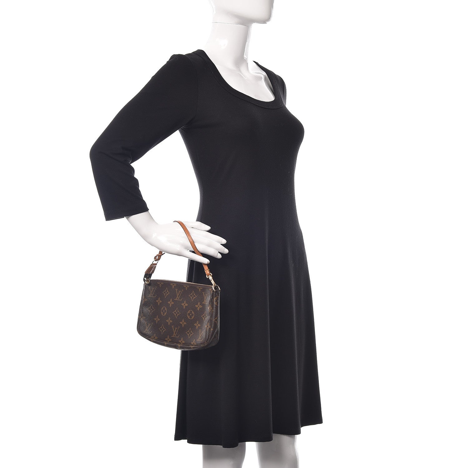 Louis Vuitton Monogram Pochette Accessories 2 of 10
