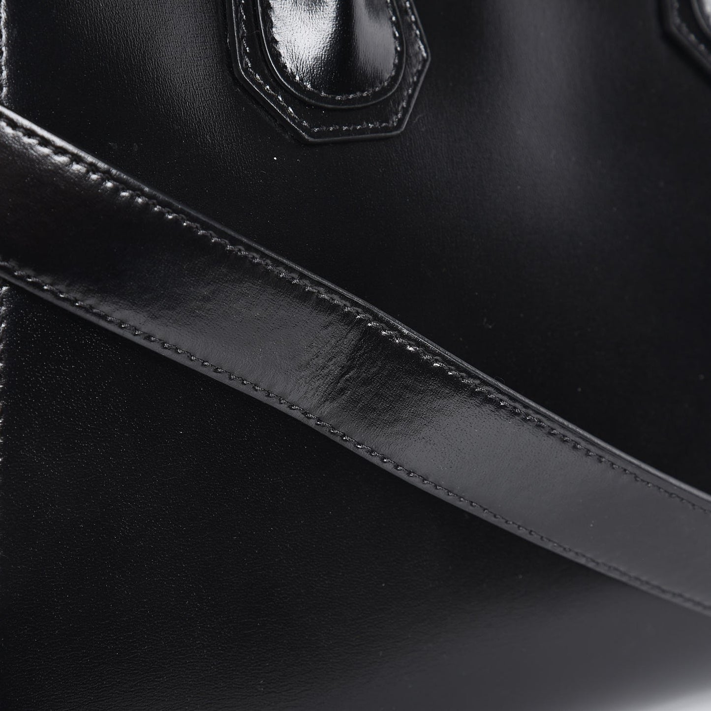 Shiny Lord Calfskin Medium Antigona Black