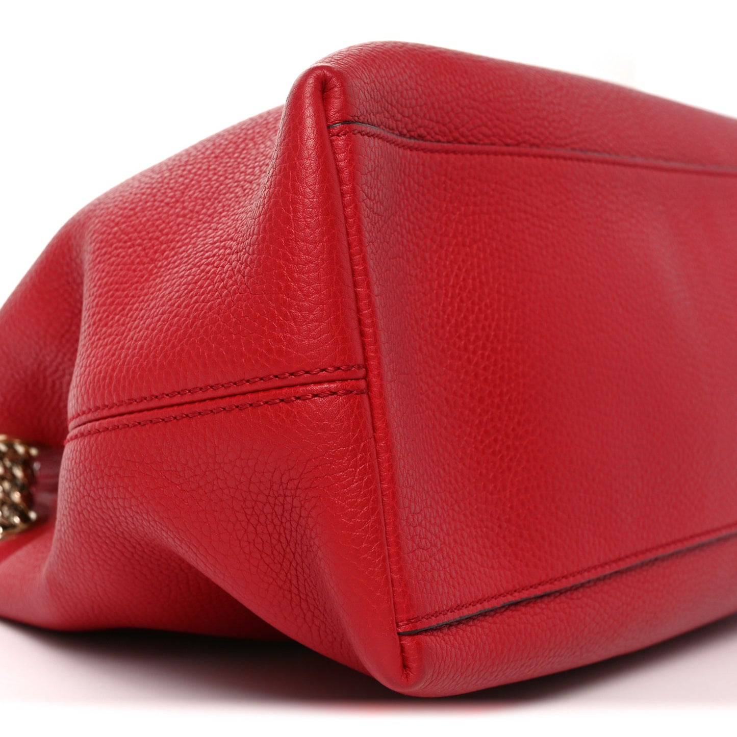 Pebbled Calfskin Medium Soho Chain Shoulder Bag Tabasco Red