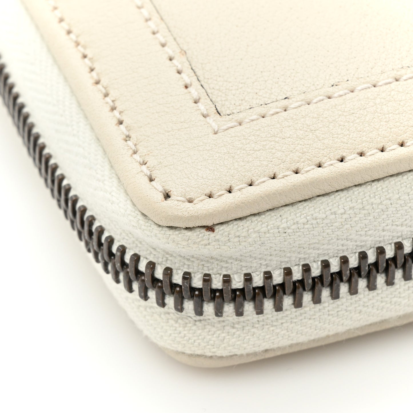 Wonka Grain Calfskin Diana Zip Around Continental Wallet Mystic White