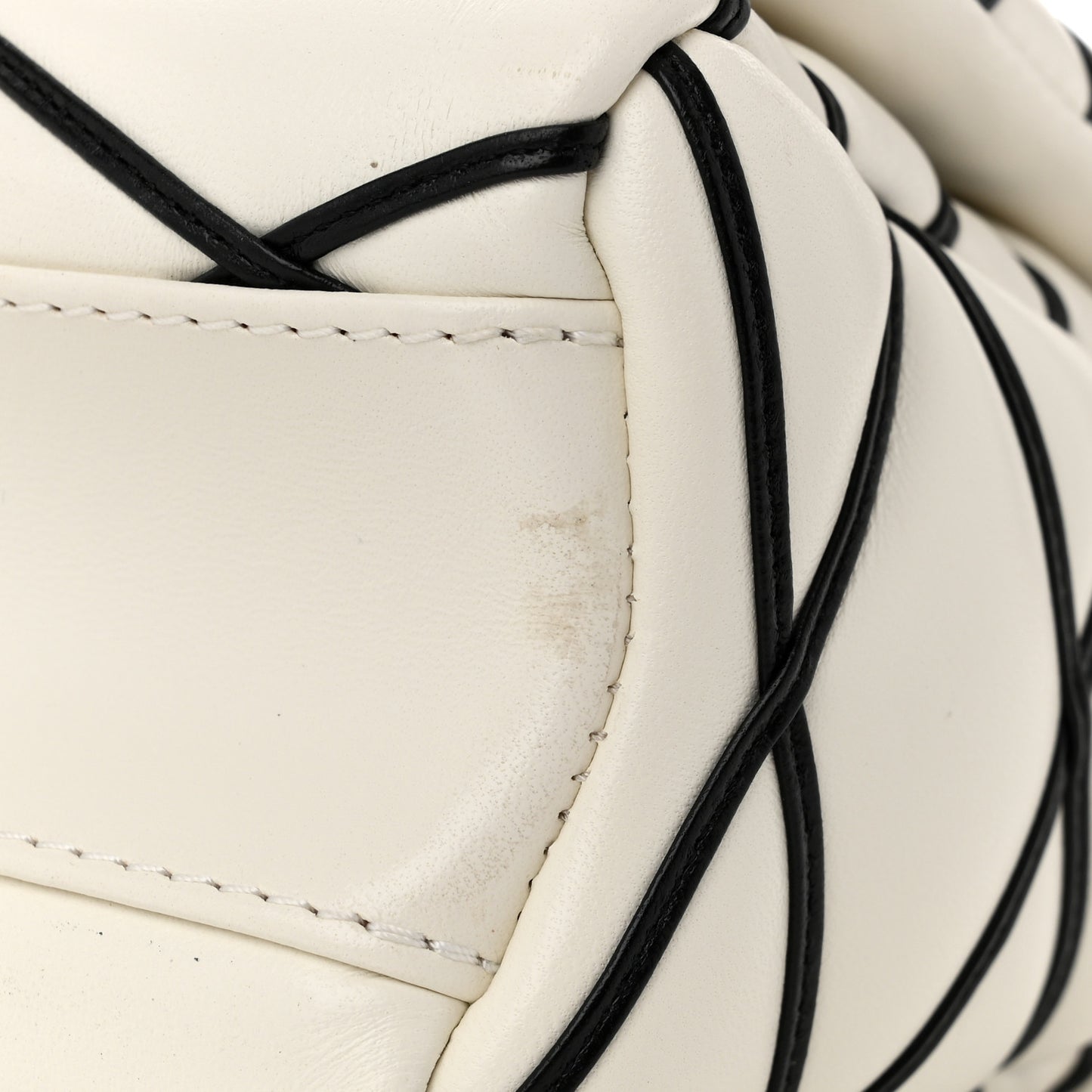 Lambskin Malletage Top Handle GO-14MM White Black