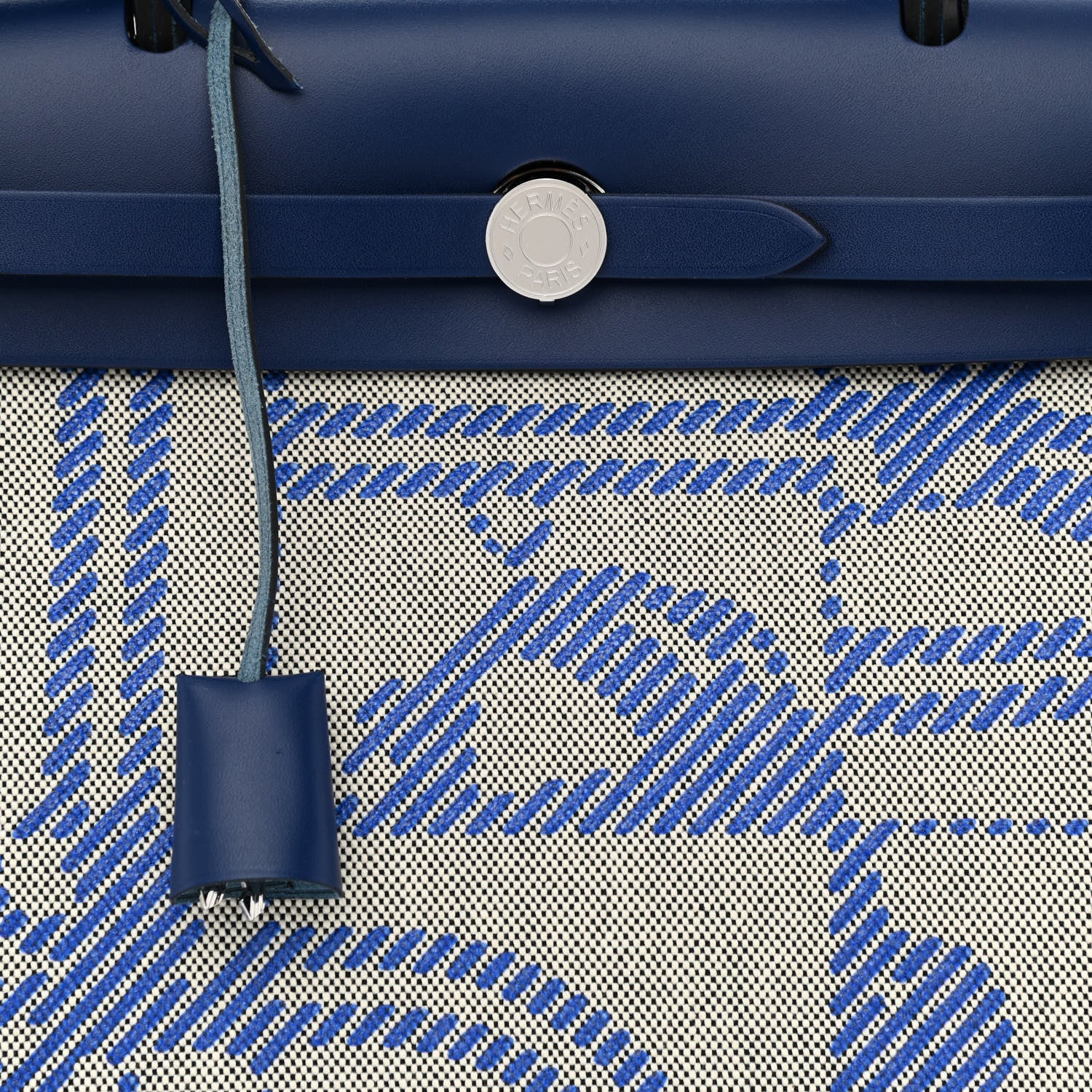 Hermes Vache Hunter Toile H Brides de Gala Herbag Zip Retourne 31 PM Bleu De France Ecru Black 10 of 12