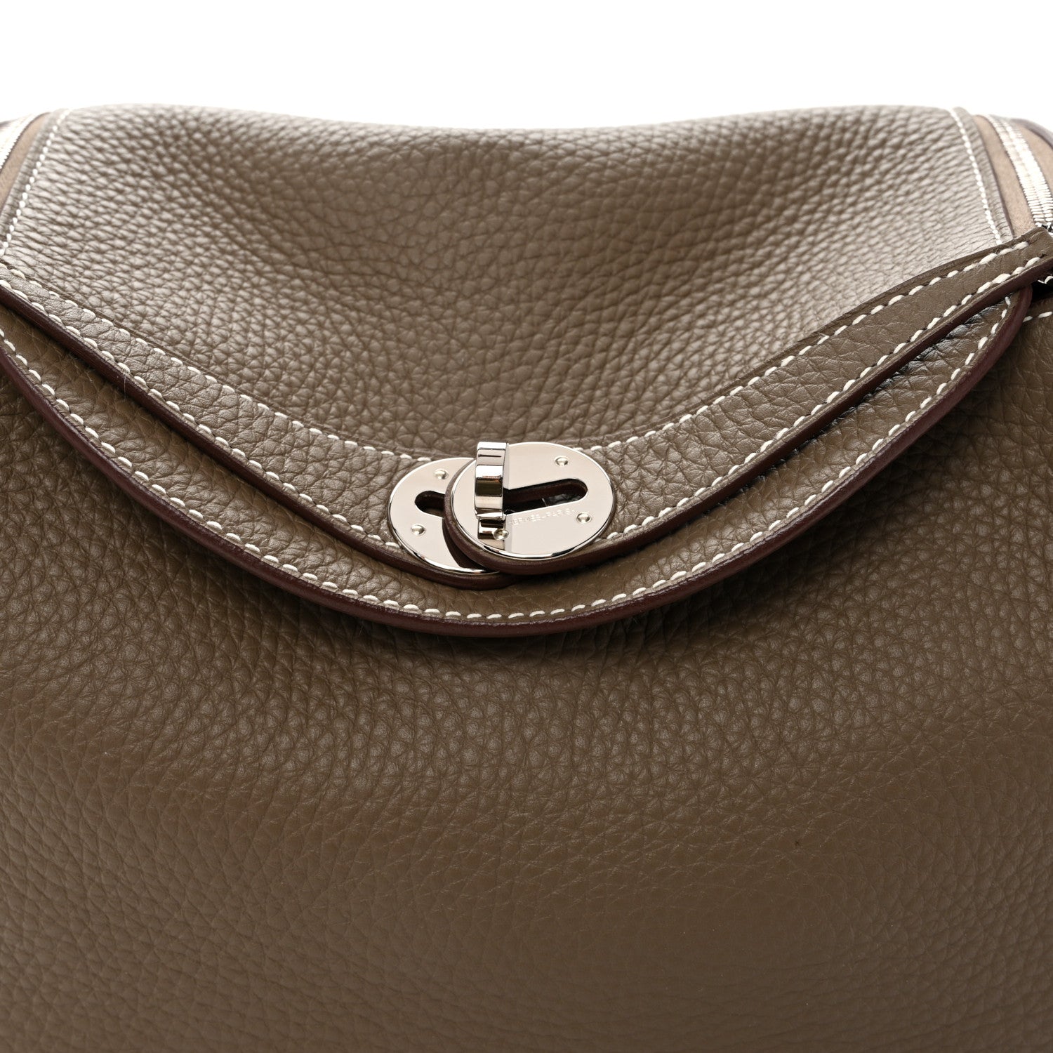 Hermes Taurillon Clemence Lindy 26 Etoupe 8 of 10