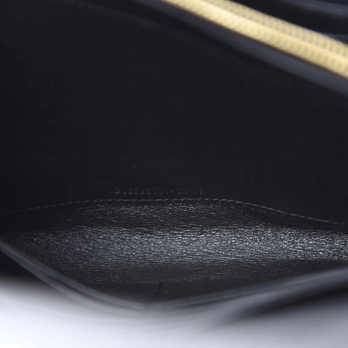 Lambskin Diamond Quilted Becky Chain Wallet Black