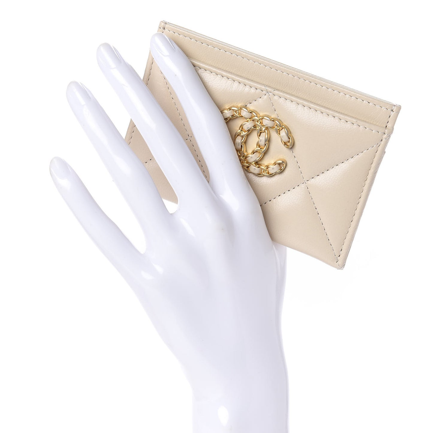 Shiny Goatskin Quilted Chanel 19 Card Holder Beige