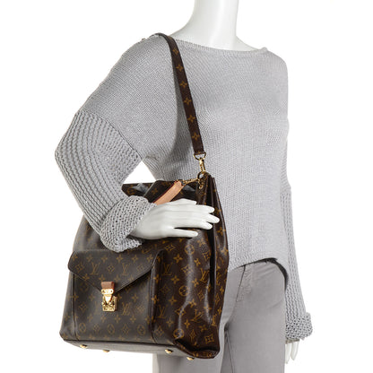 Louis Vuitton Monogram Metis 2 of 8