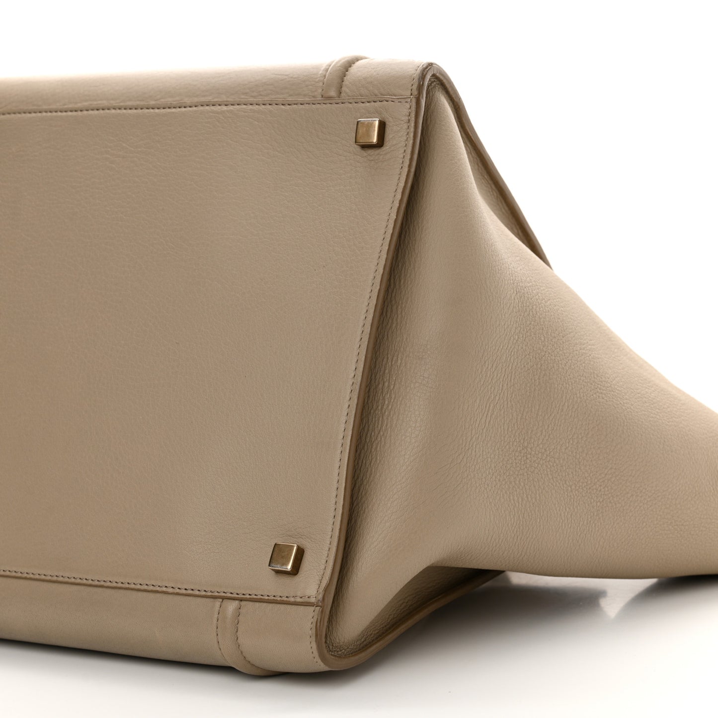 Baby Grained Calfskin Medium Phantom Luggage Quartz