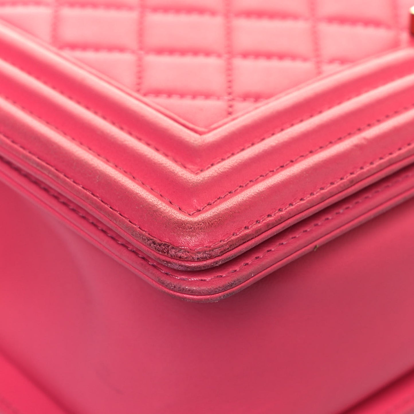 Calfskin Quilted Medium Boy Flap Pink