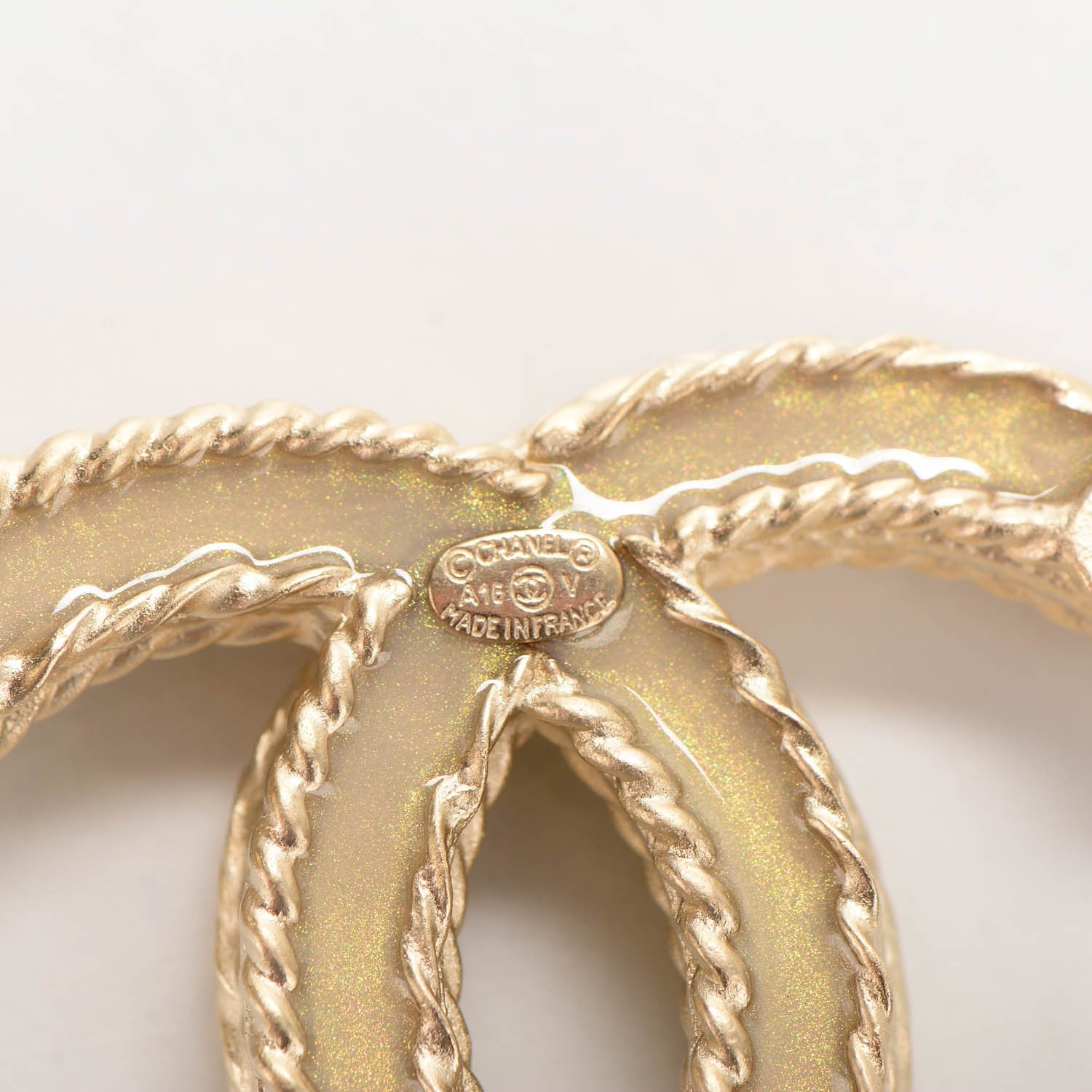 Chanel Crystal CC Brooch Light Gold 4 of 5