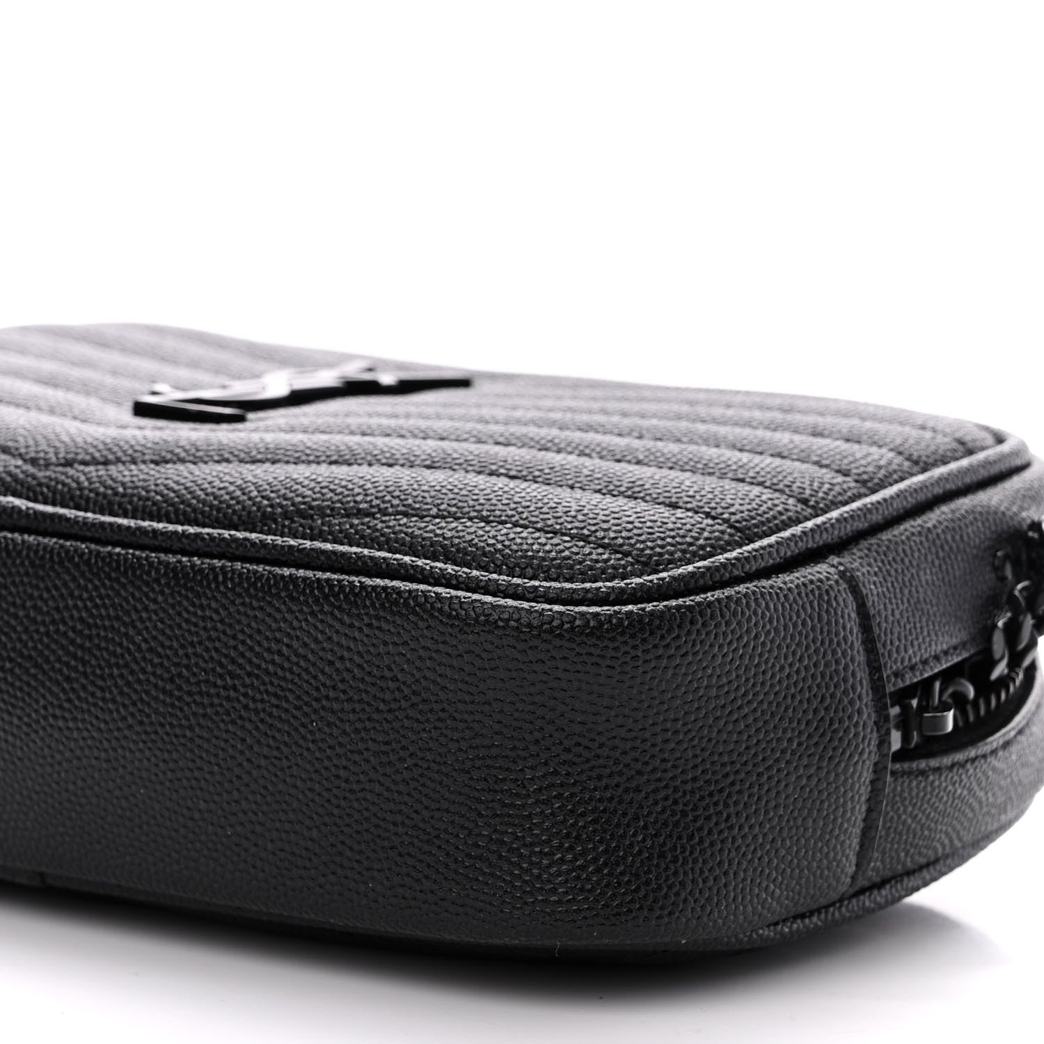 Saint Laurent Grain De Poudre Matelasse Monochrome Monogram Mini Lou Camera Bag Black 10 of 10
