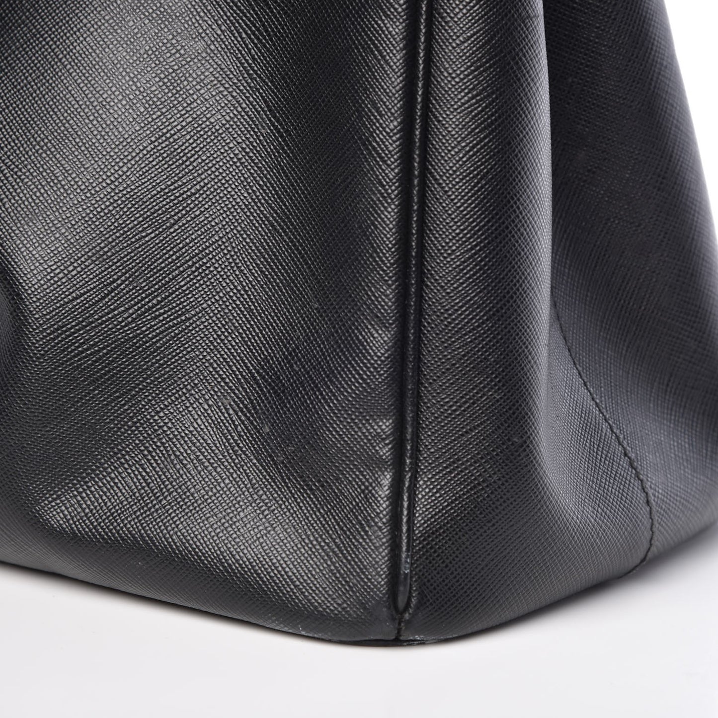 Saffiano Large Galleria Double Zip Tote Black