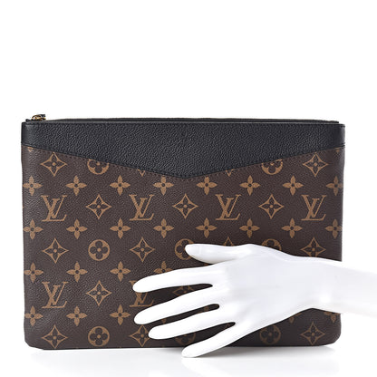 Louis Vuitton Monogram Daily Pouch Black 2 of 7