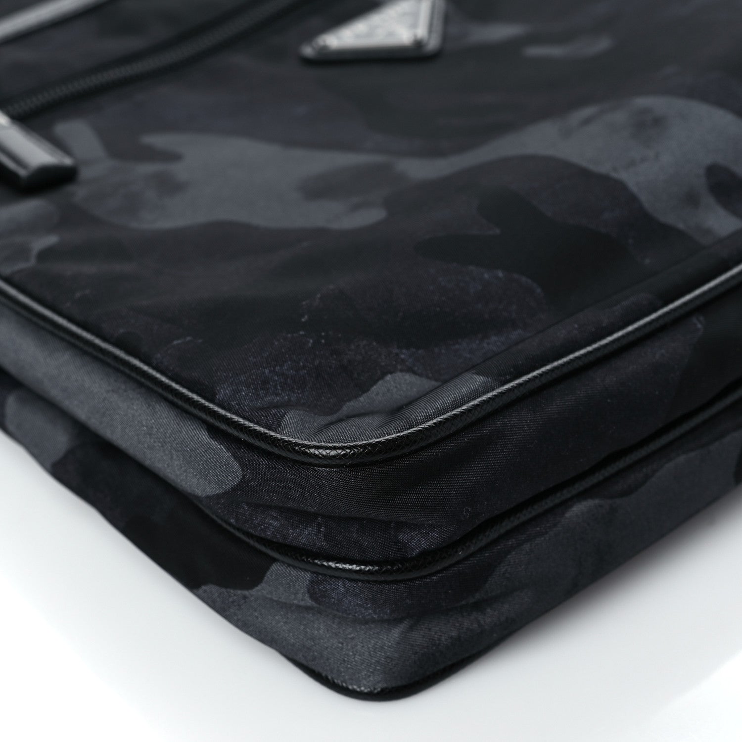 Prada Tessuto Nylon Camouflage Flat Messenger Fumo 9 of 10
