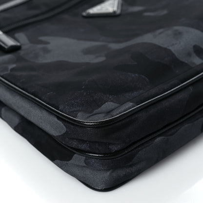 Prada Tessuto Nylon Camouflage Flat Messenger Fumo 9 of 10