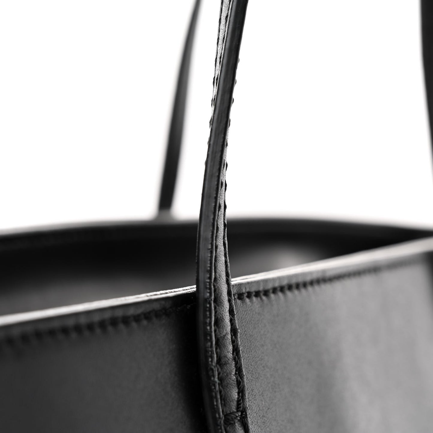 Vitello Liberty Lucido Metal Monster Eyes Medium Roll Tote Black