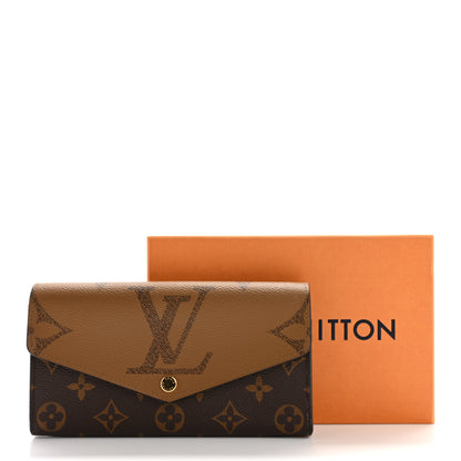 Louis Vuitton Reverse Monogram Giant Sarah Wallet 10 of 10