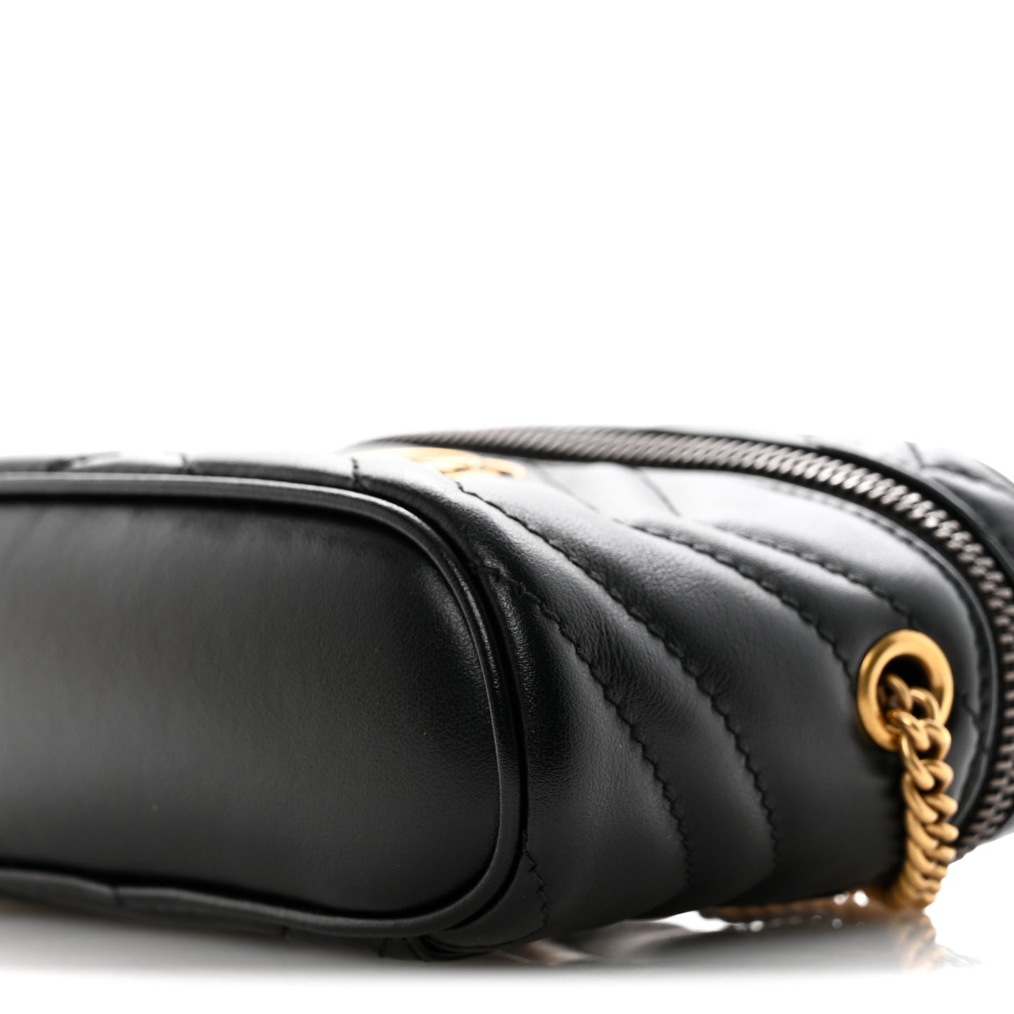 Calfskin Matelasse Chevron Mini GG Marmont Top Handle Bag Black