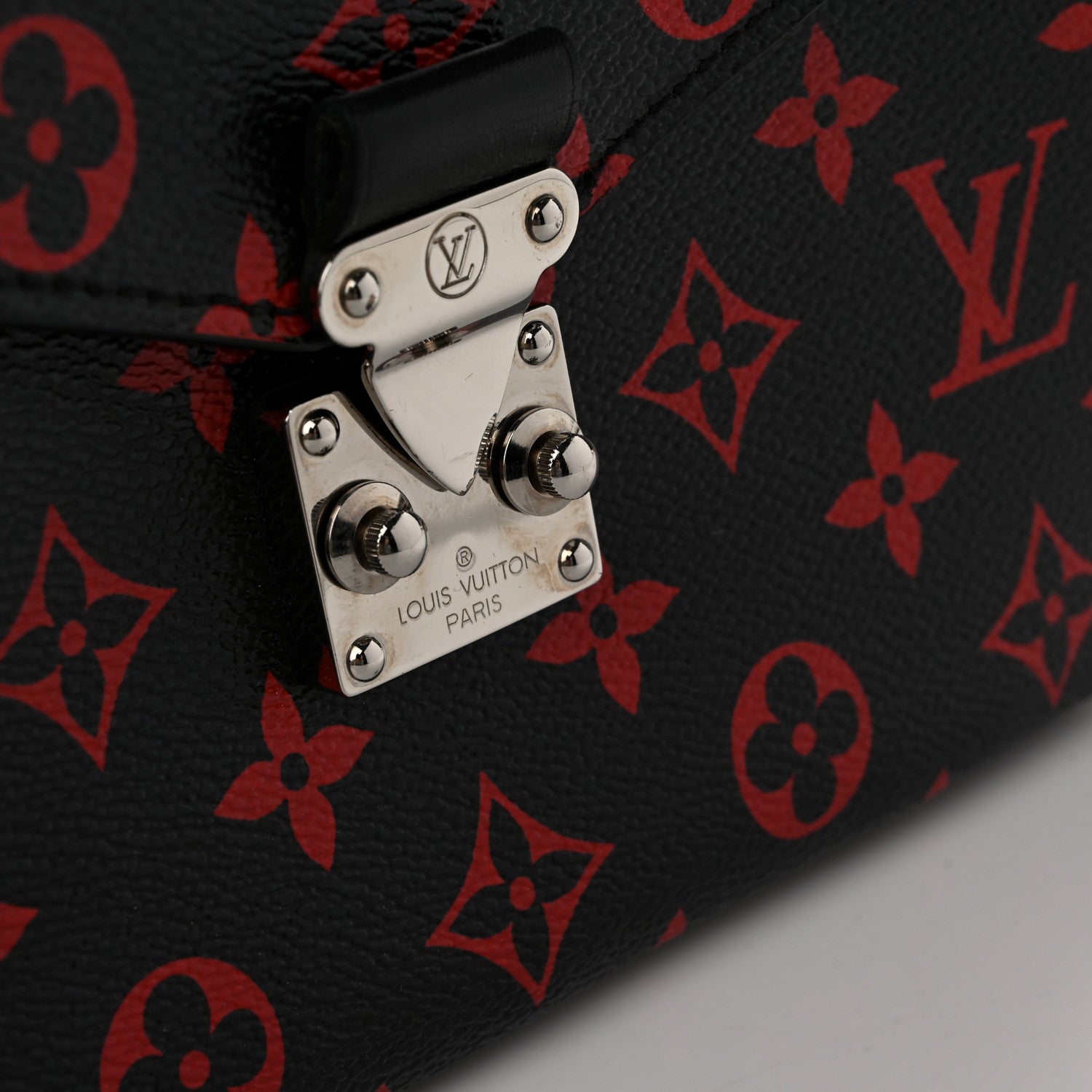 Louis Vuitton Monogram Infrarouge Pochette Metis 11 of 14