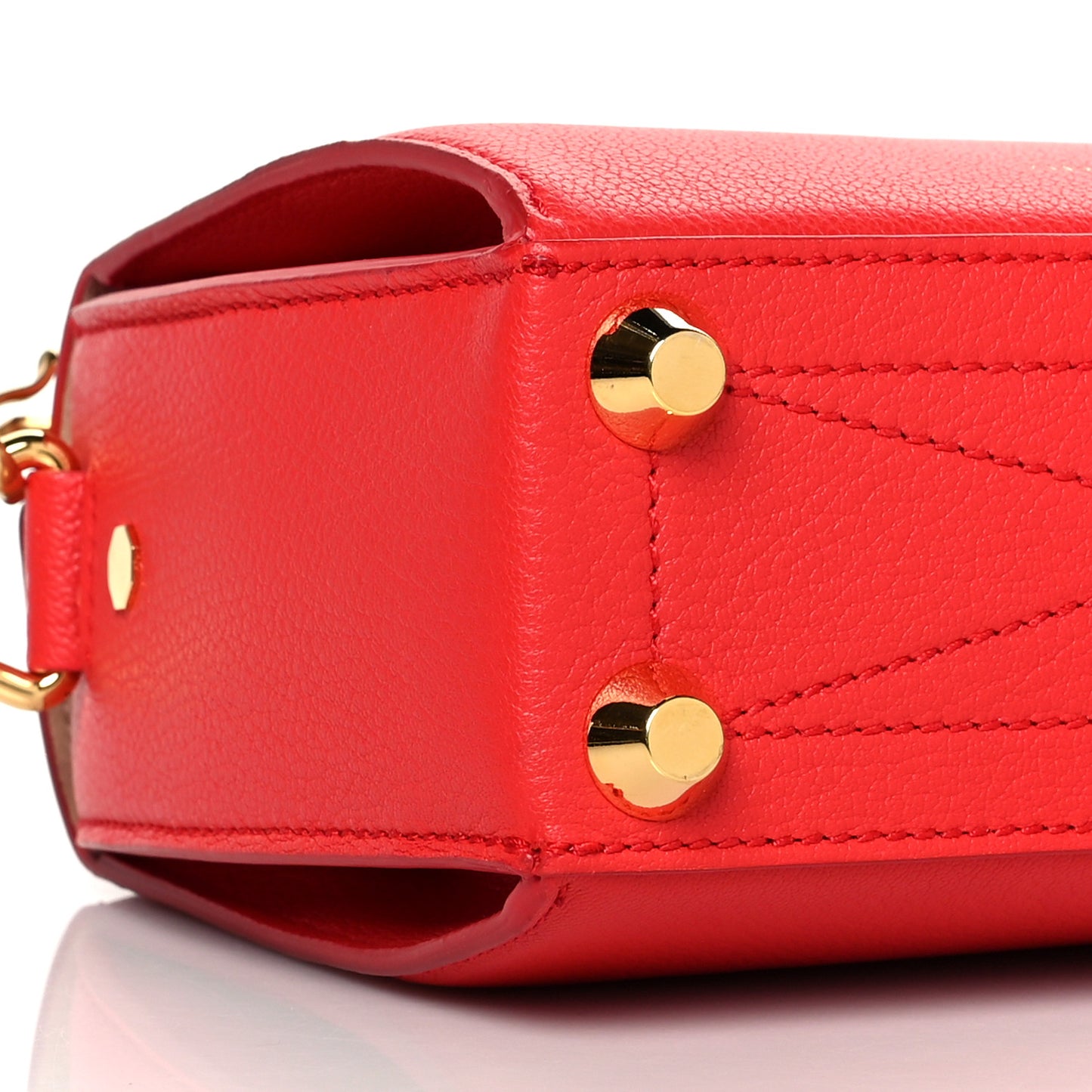 Fine Grain Goatskin Box Shoulder Bag 19 Red