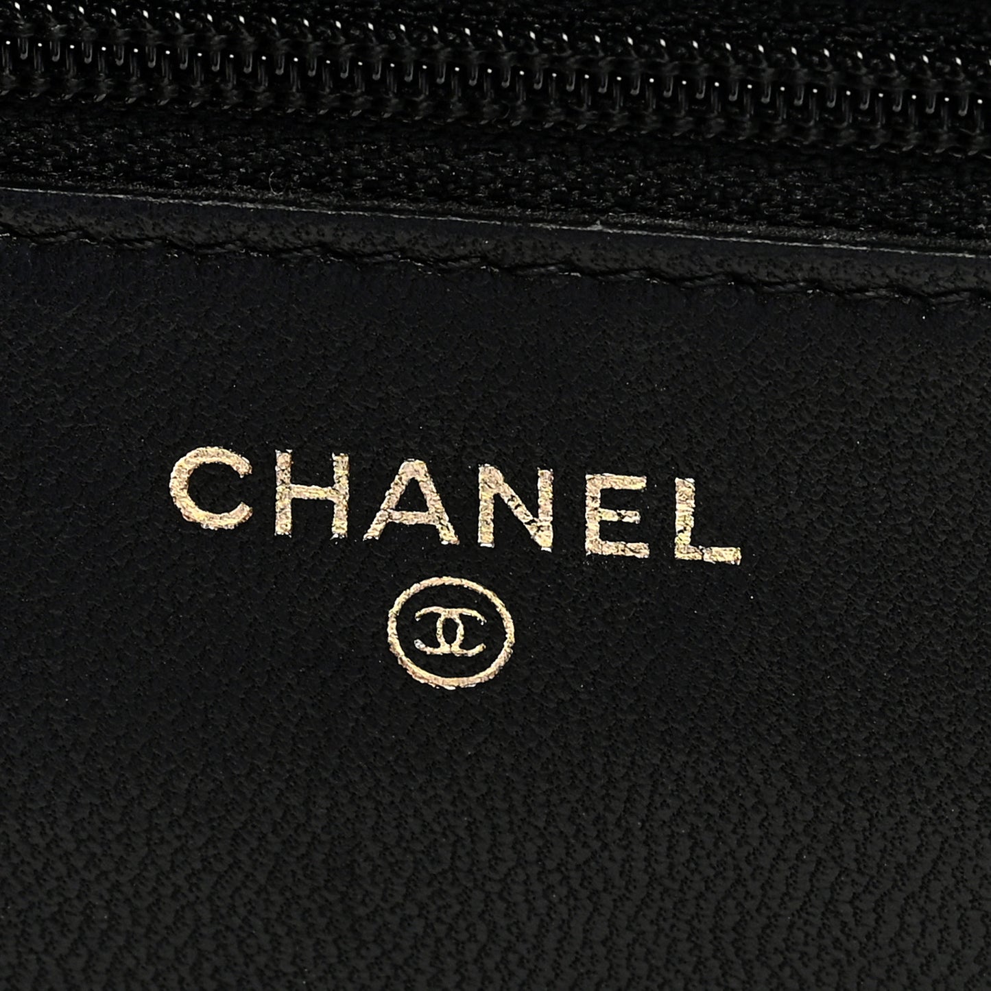 Lambskin Quilted Wallet On Chain WOC Black