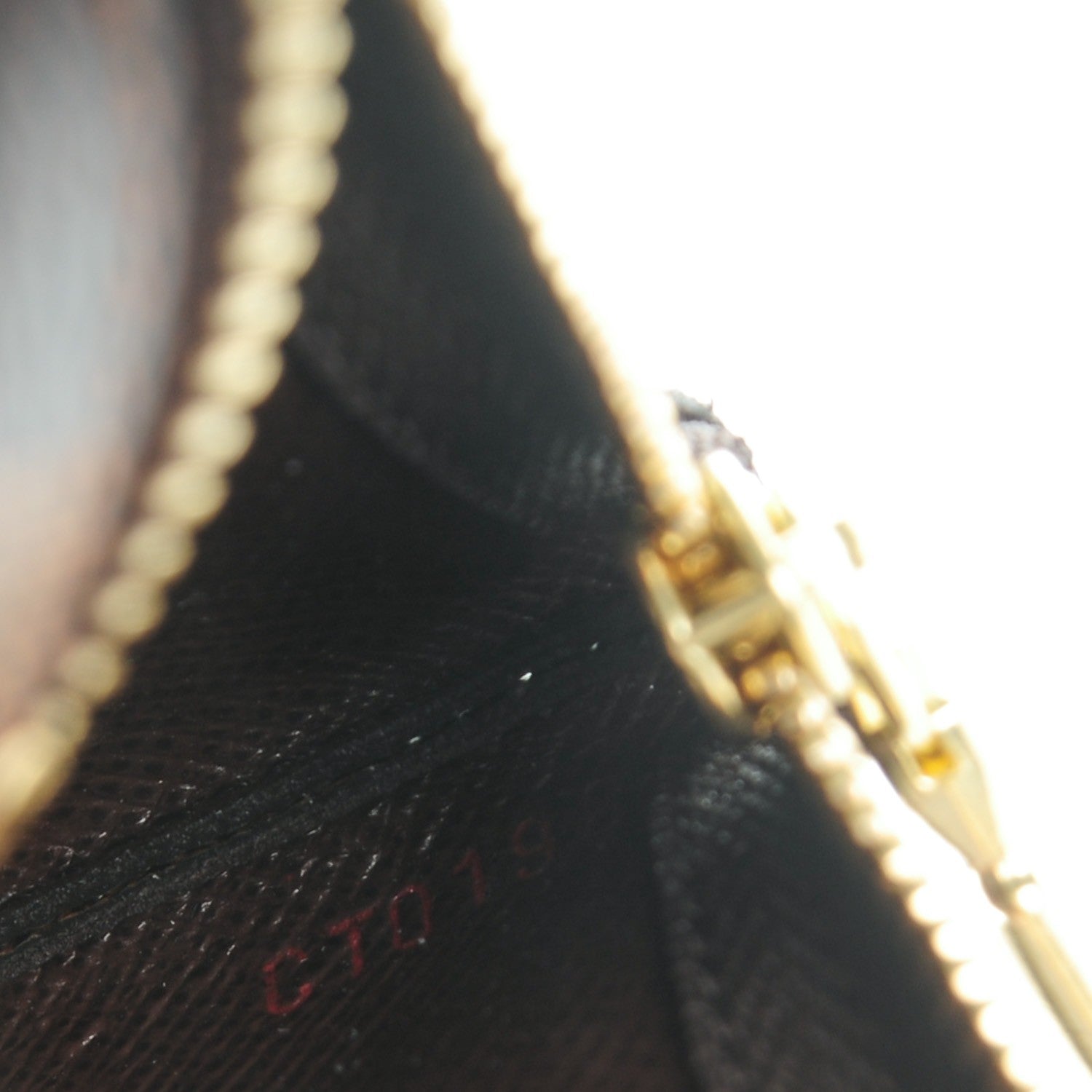 Louis Vuitton Damier Ebene Key Pouch 7 of 7
