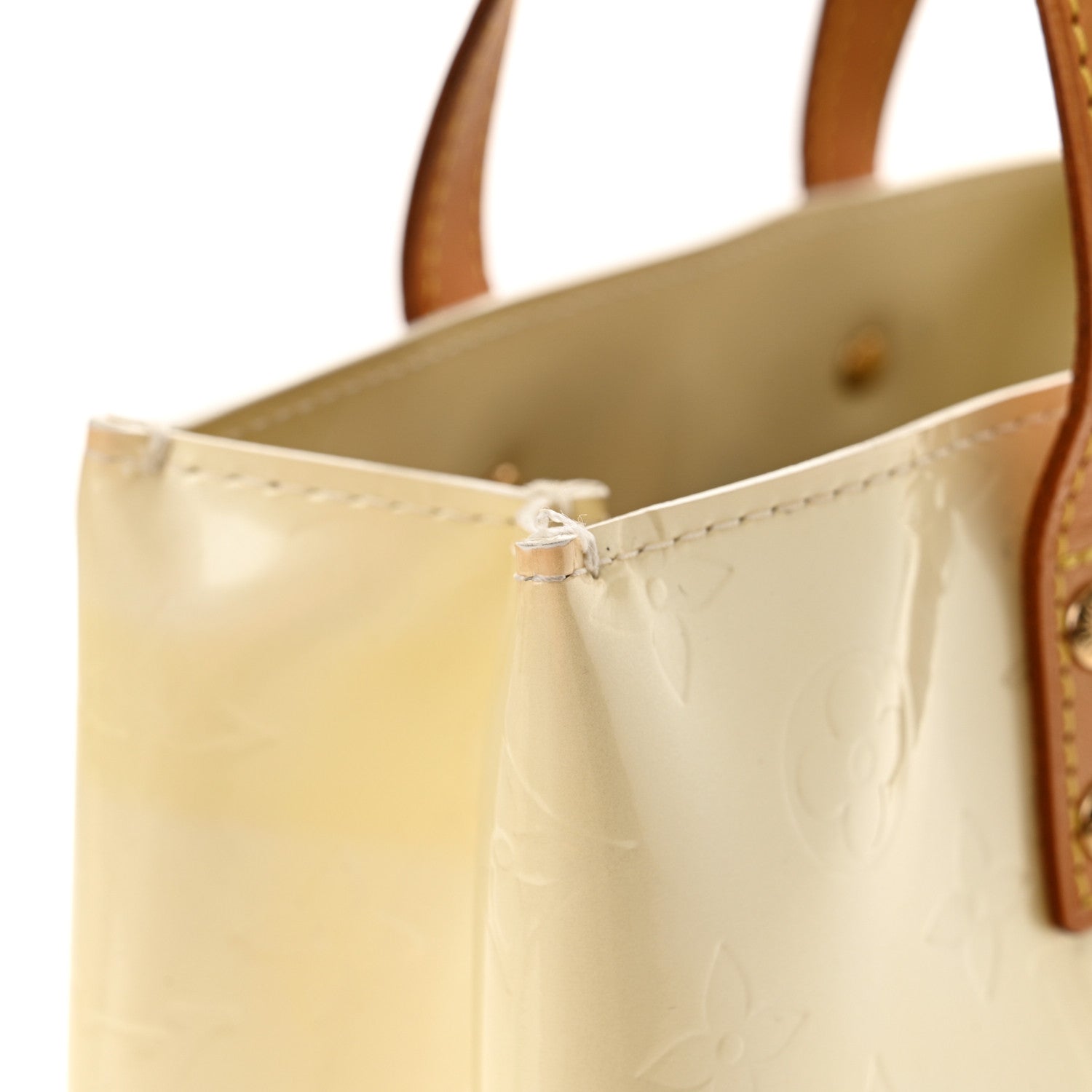 Louis Vuitton Vernis Reade PM Perle 11 of 17
