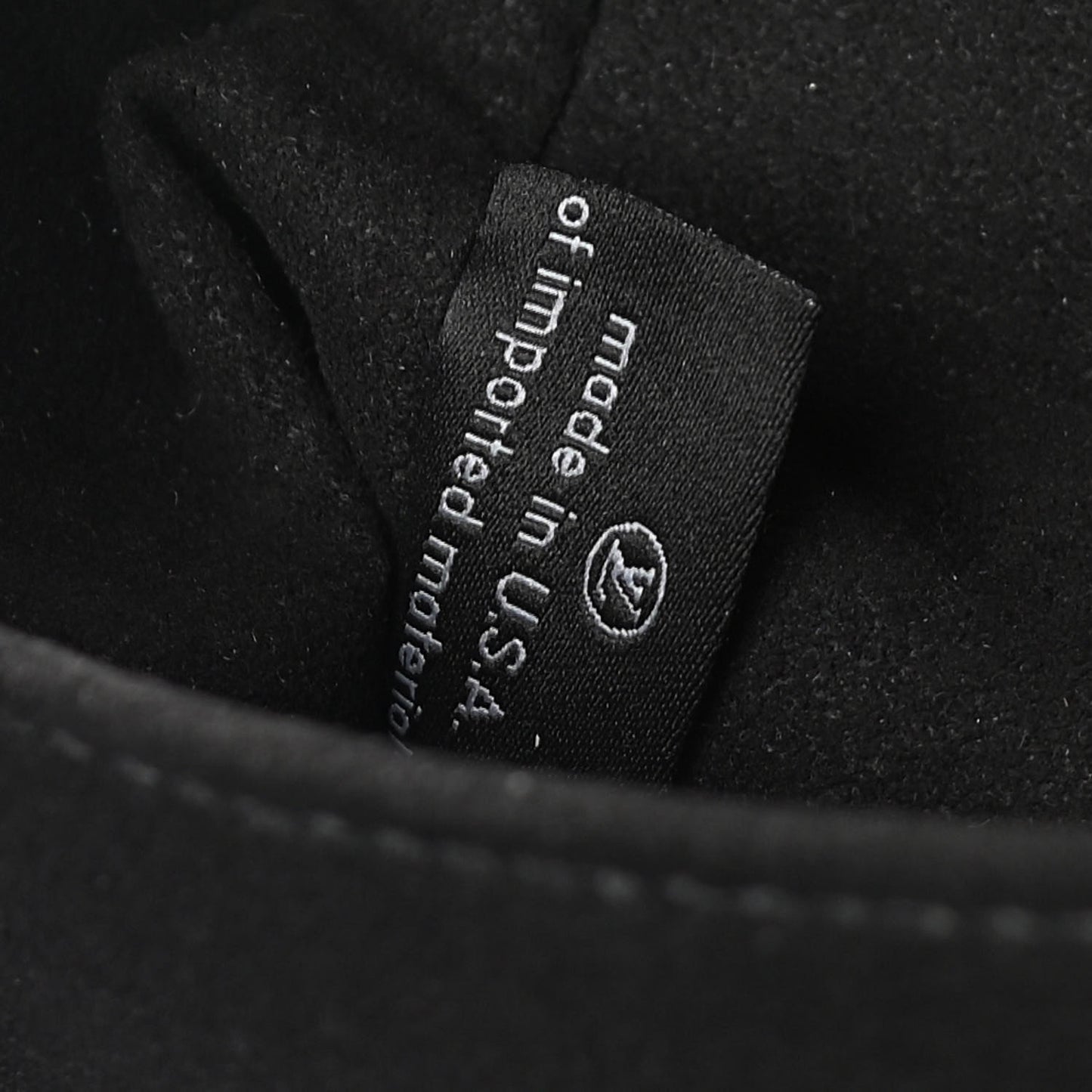 Reverse Monogram Pochette Metis