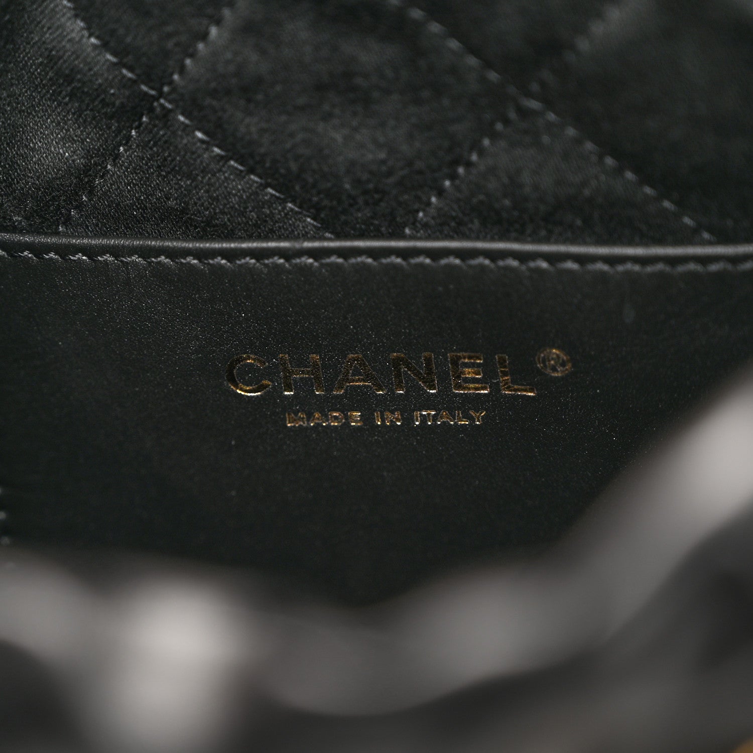 Chanel Shiny Calfskin Quilted Pearl CC Chain Mini Chanel 22 Black 6 of 11